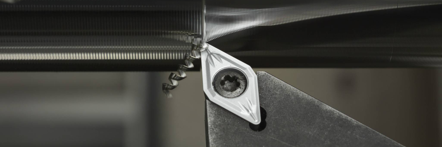 2q1g25af4l41r1849j96kmpe08