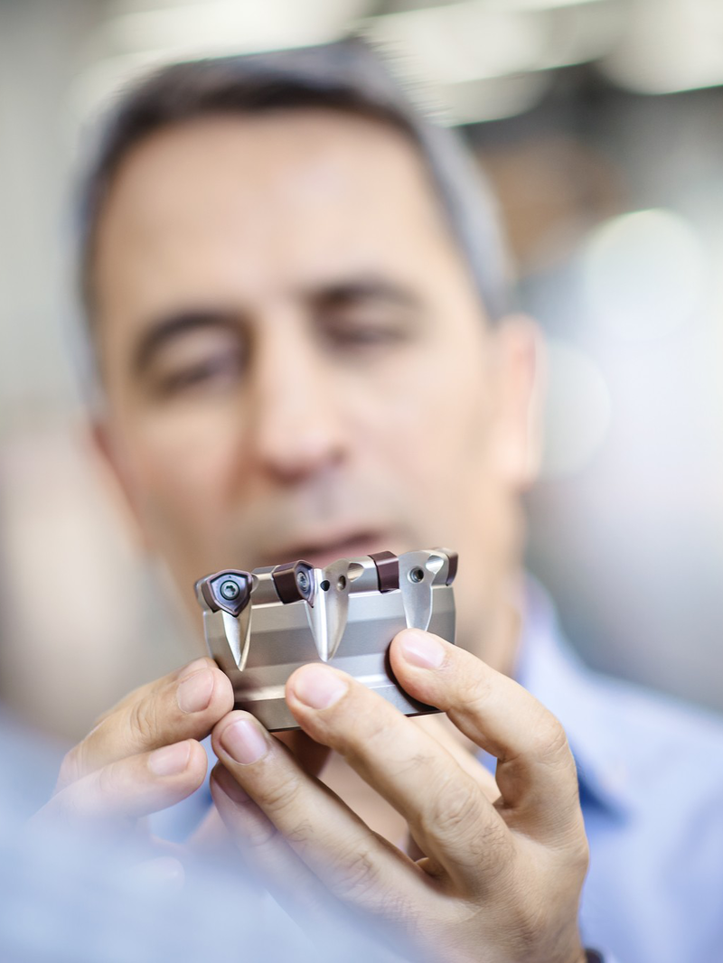 3vus2i1ejh1ffb5rnm542i0123