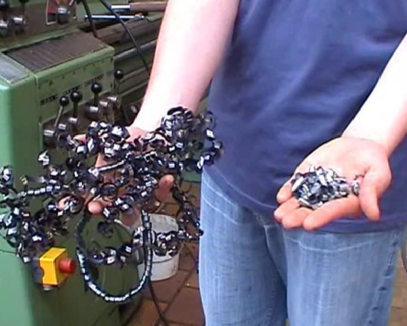 Figure 7: How the Seco Jetstream tooling system influences chip formation. At left, chips formed with traditional tooling; at right; chips produced with Seco Jetstream tooling.