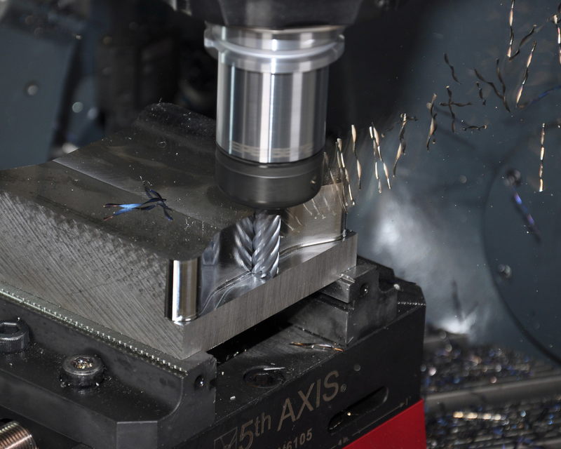 Shorter overhangs lengthen tool life