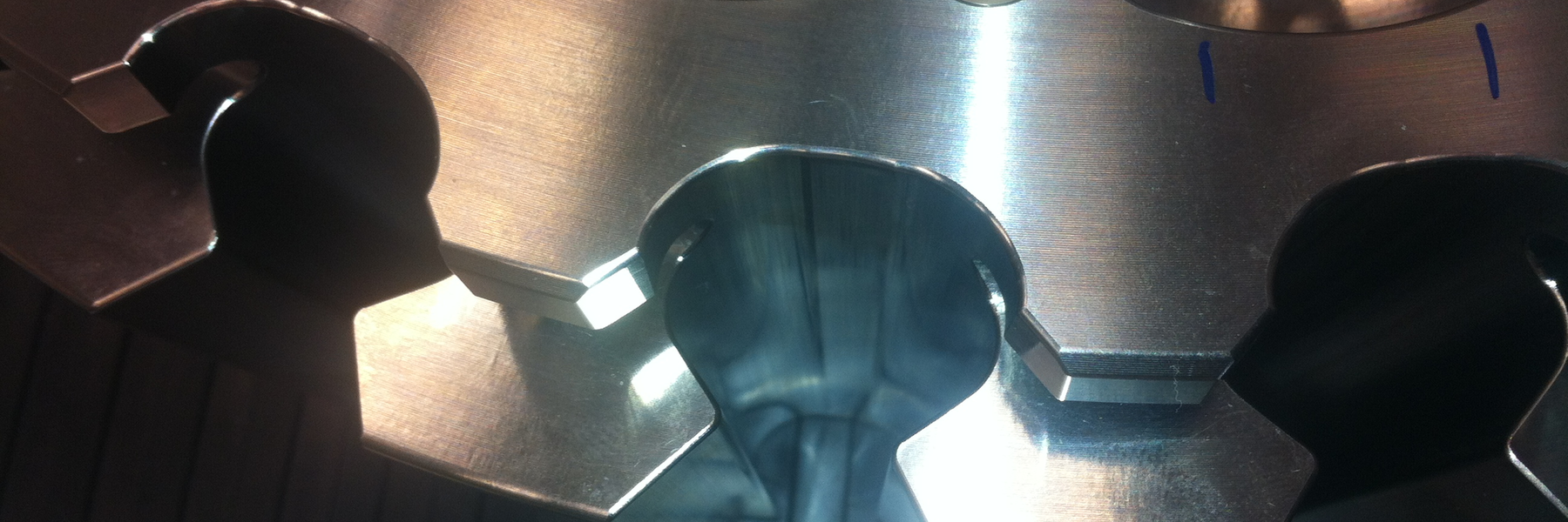 MEP (모서리 가공 자동화; Mechanized Edge Profiling)