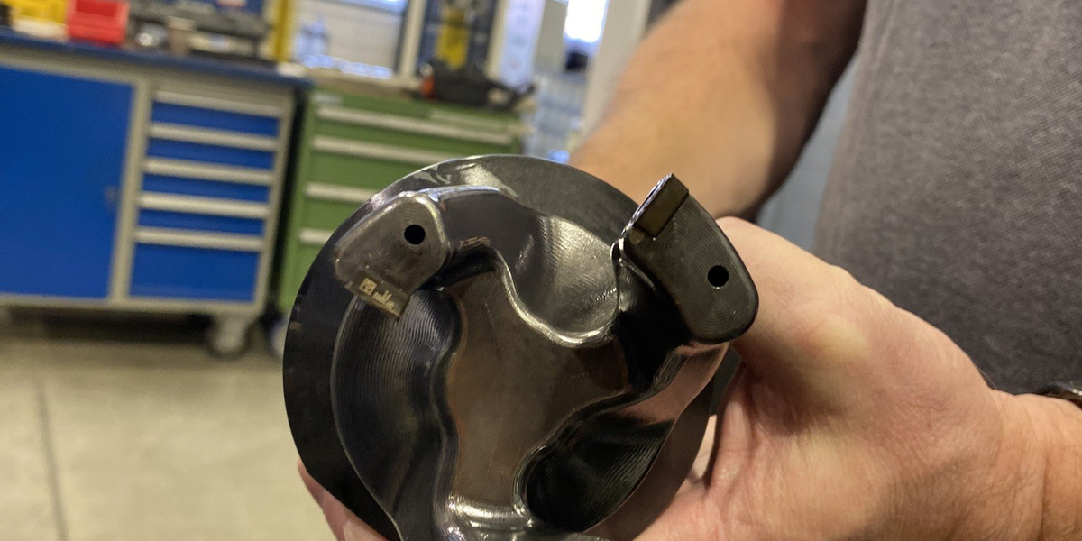 Tool used by Svarvmekano to solve their challenges