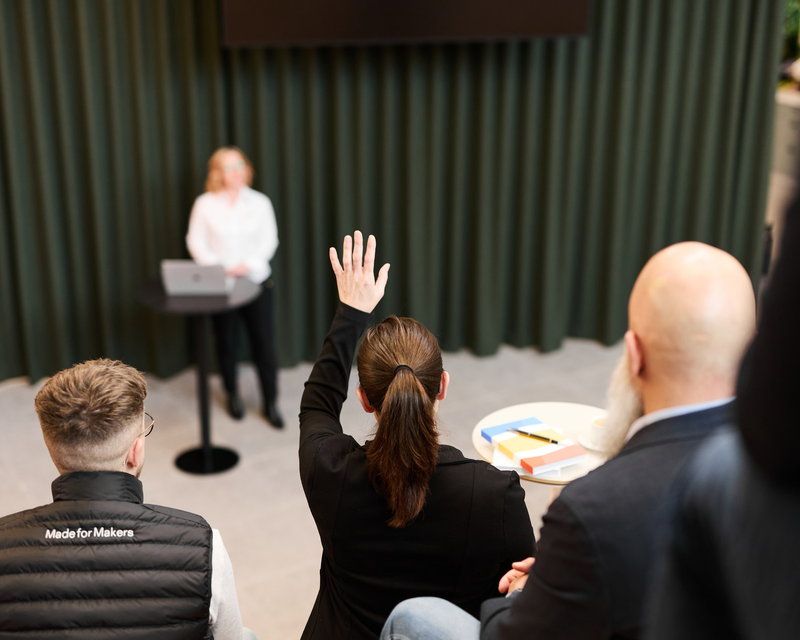 ue21thuvqd1bh5qvdpngf5830h